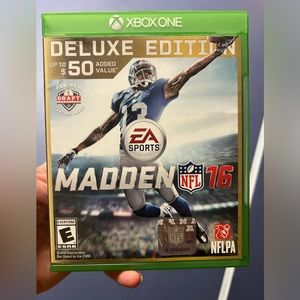 Madden NFL 16 Deluxe Edition for Xbox One